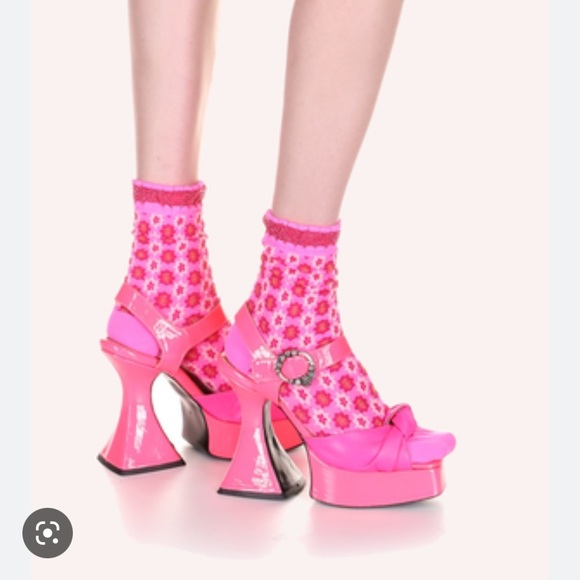 Anna SUI Neon Pink socks new with tags - Picture 2 of 5